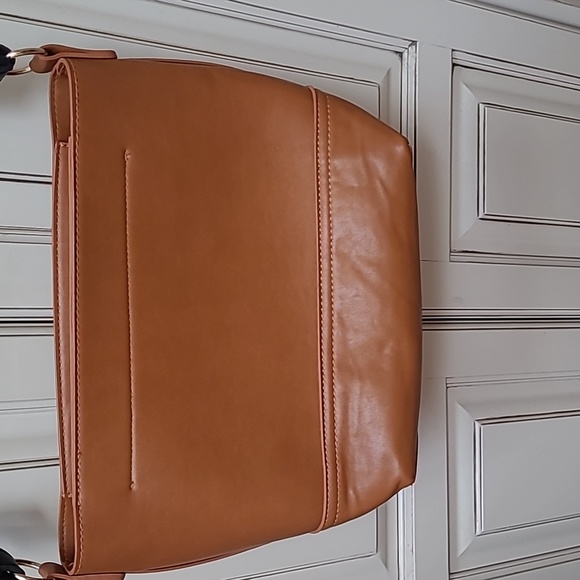 Sole Society Tan and Black Handle Purse - Picture 4 of 10